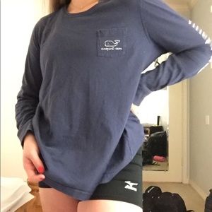 •DARK BLUE VINEYARD VINE LONG SLEEVE SHIRT•